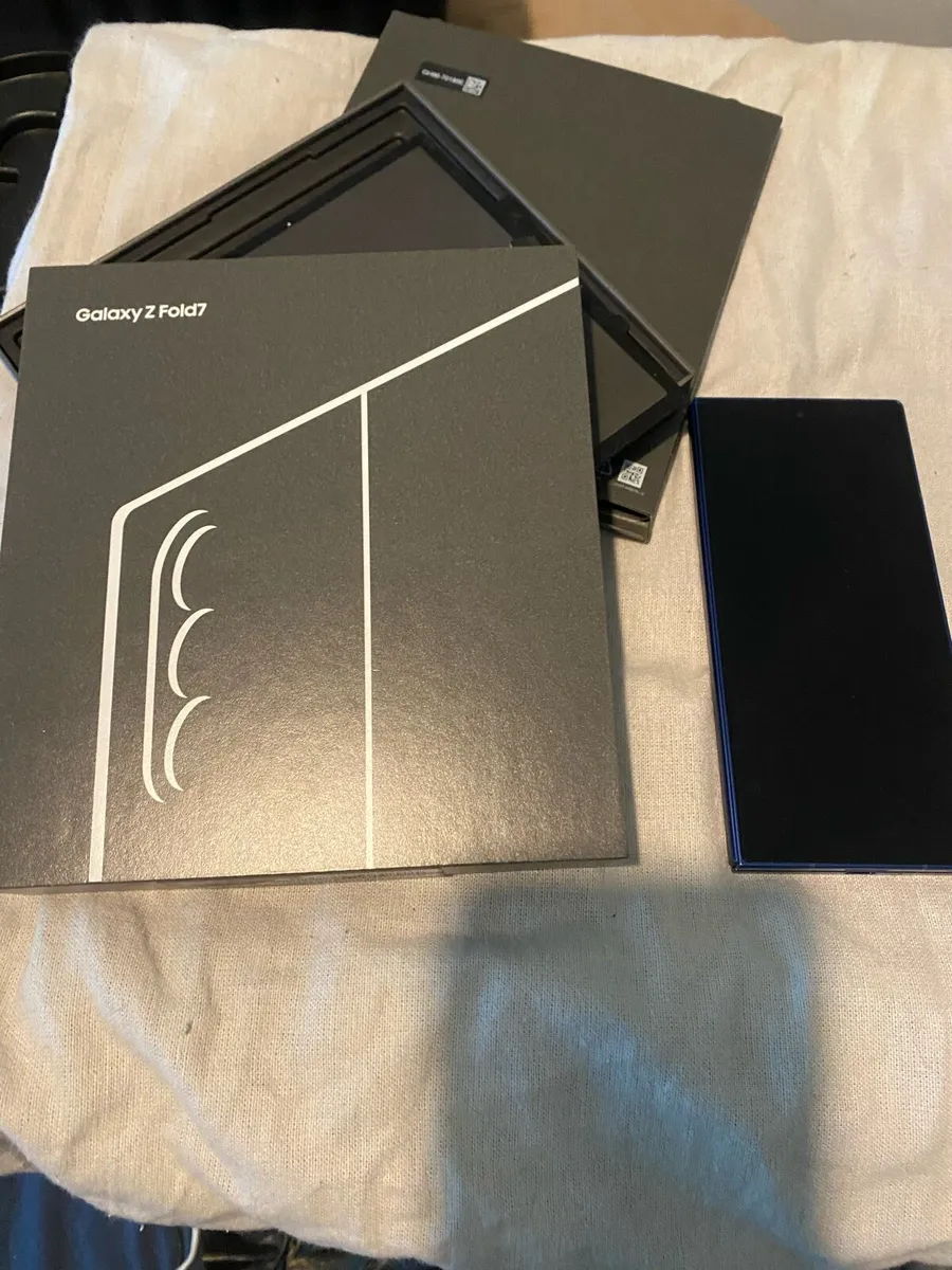 Samsung z fold 7 256gb - Image 4