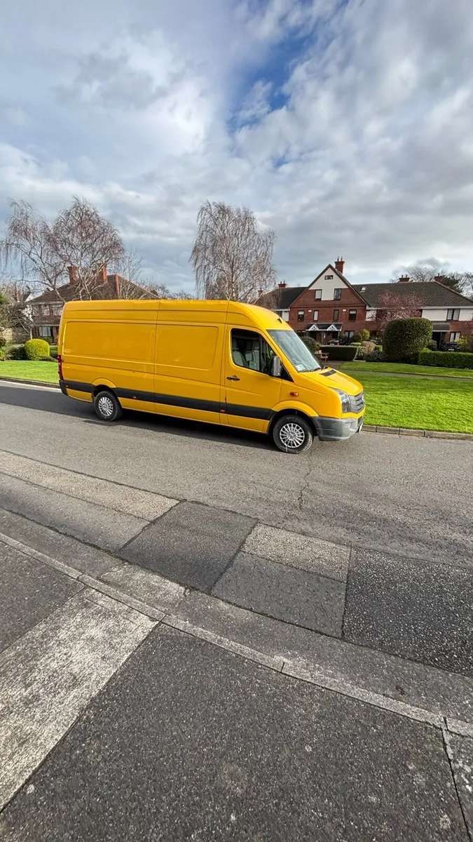 Camper van - Image 2