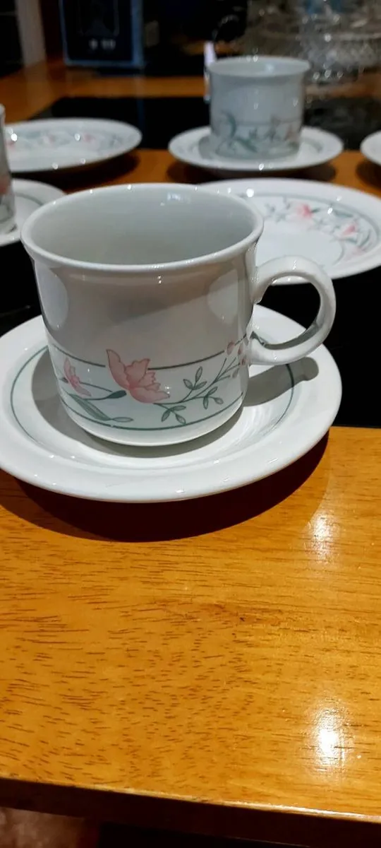 New  Kilncraft tea/coffee service.  - Image 2