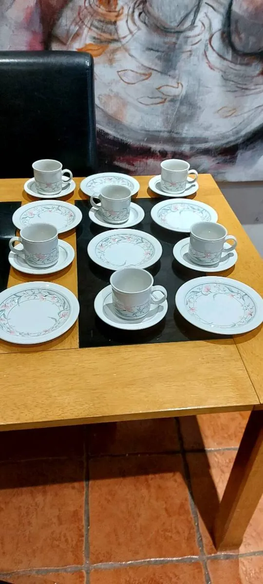 New  Kilncraft tea/coffee service.  - Image 4