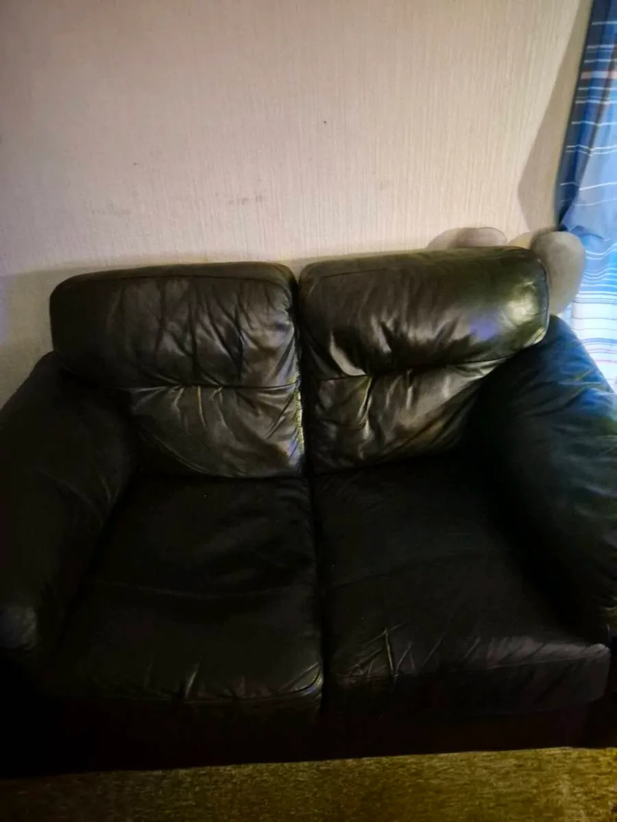 2 SEATER SOFA - Image 2