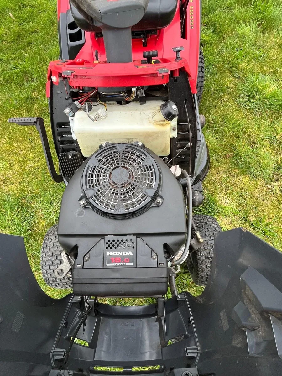 Ride on Tractor Lawnmower - Image 3