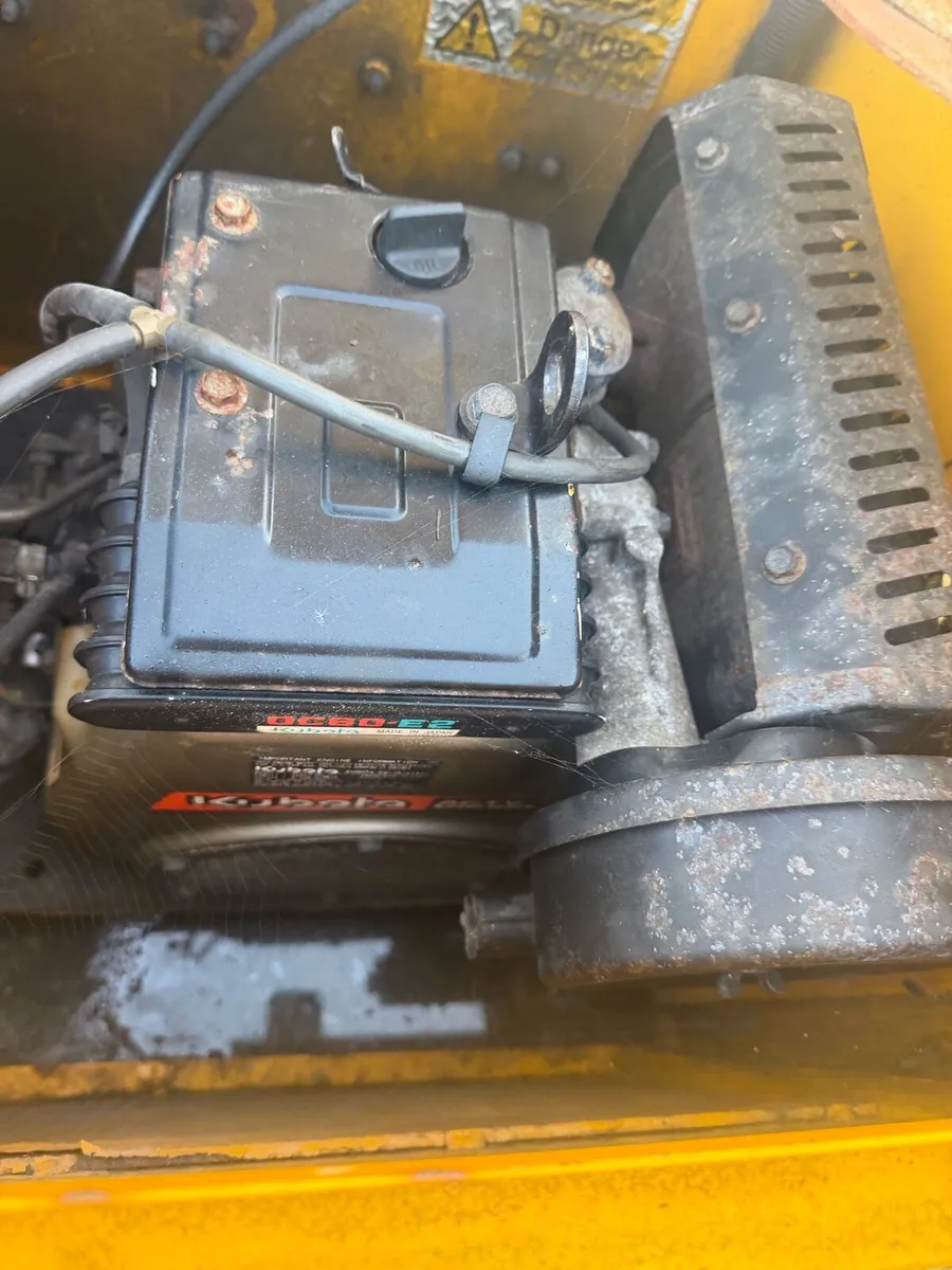 Lighting trailer  kubota diesel engine x2 - Image 2