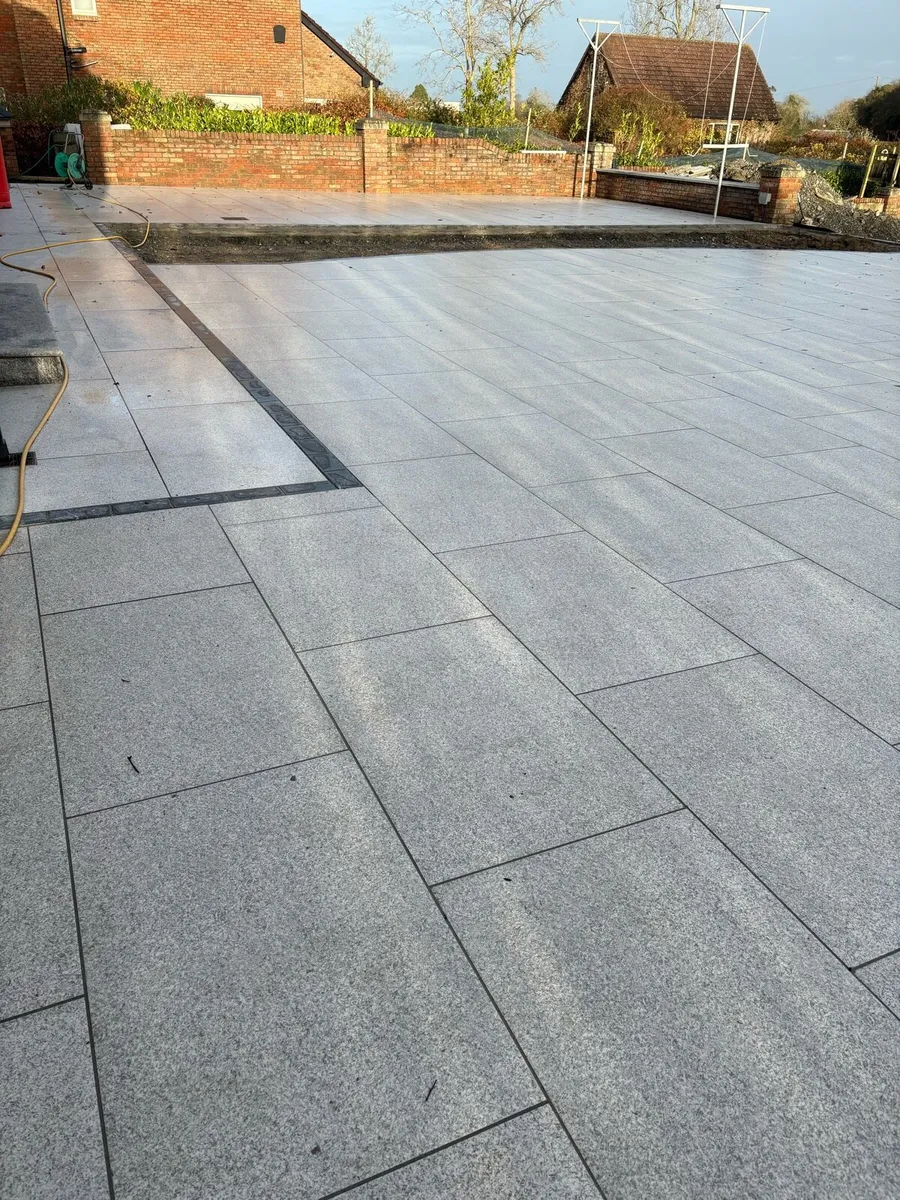 Landscaping/Bricklayers - Image 2