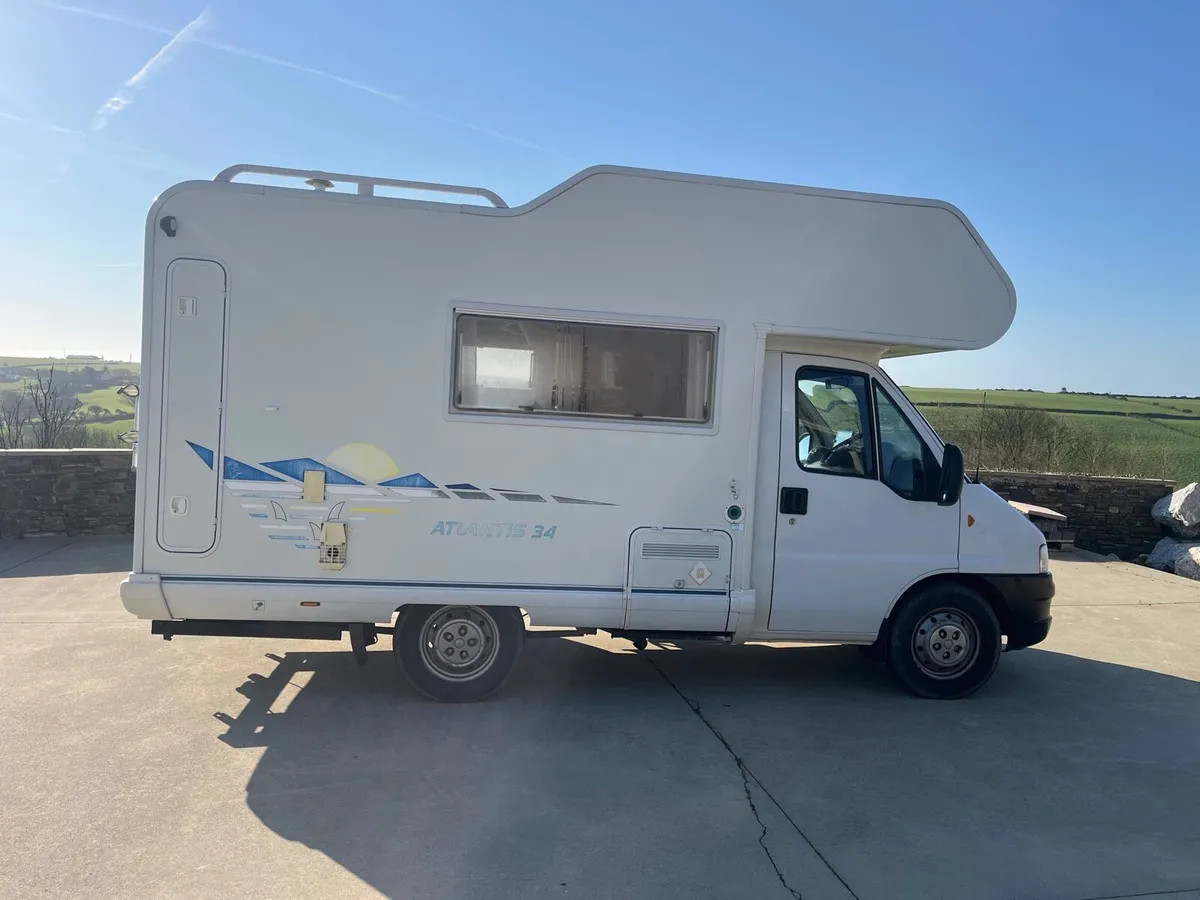 Pilots Atlantis 34 4 Bert - Image 2