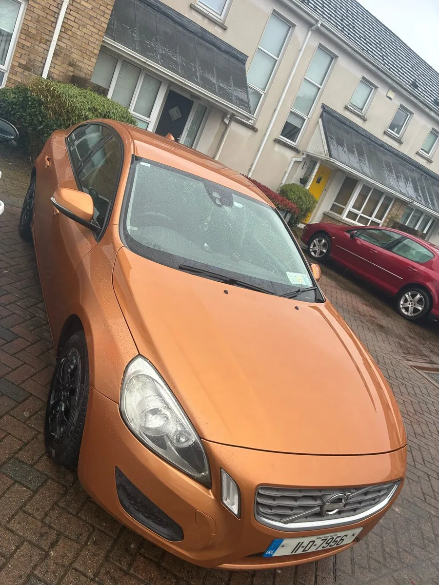 Volvo S60 - Image 3