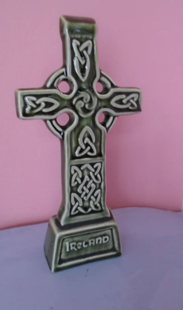 Celtic cross ornament, Knock pottery, Home decor - Image 2