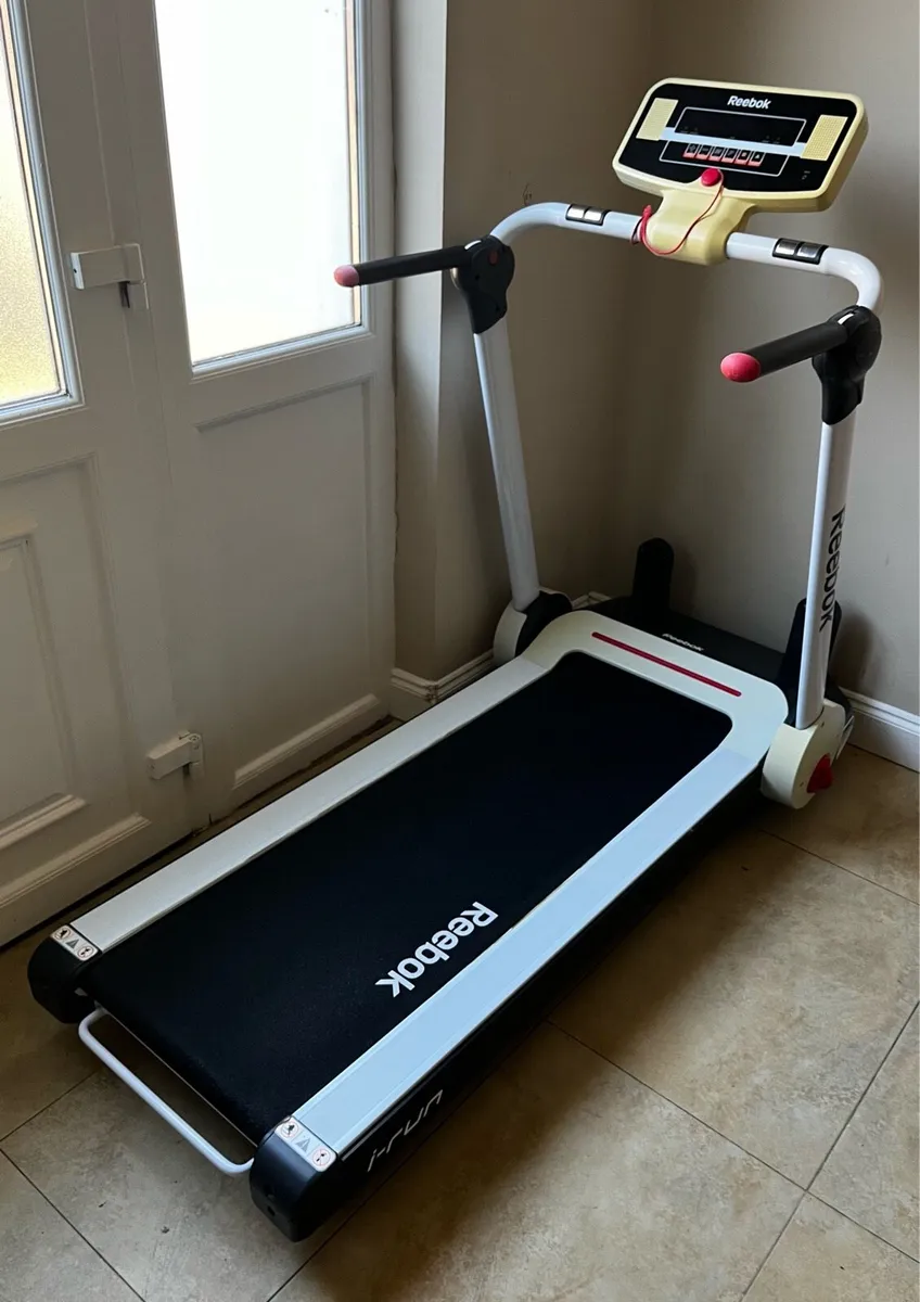 Space saver Reebok treadmill - Image 3
