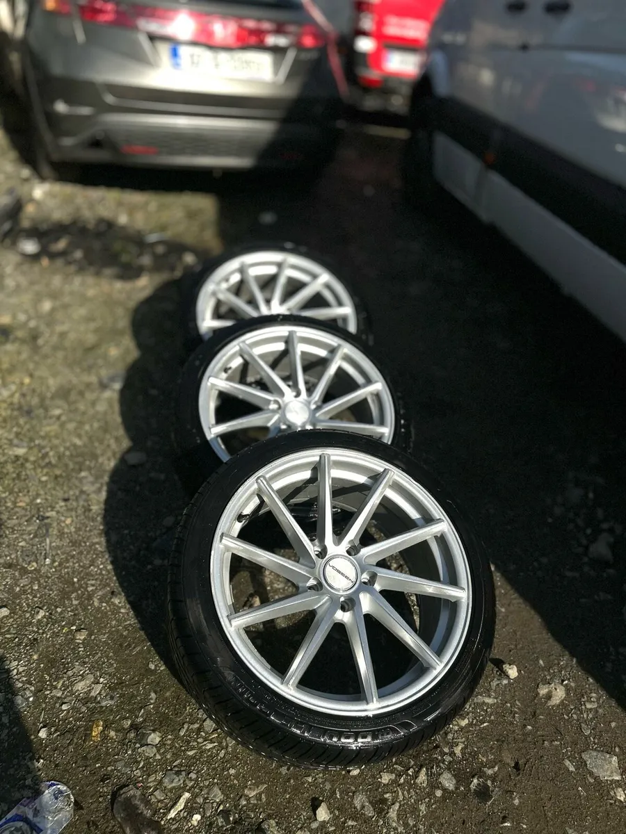 18” Vossen Style Alloy Wheels + Tyres - Clean Set - Image 1