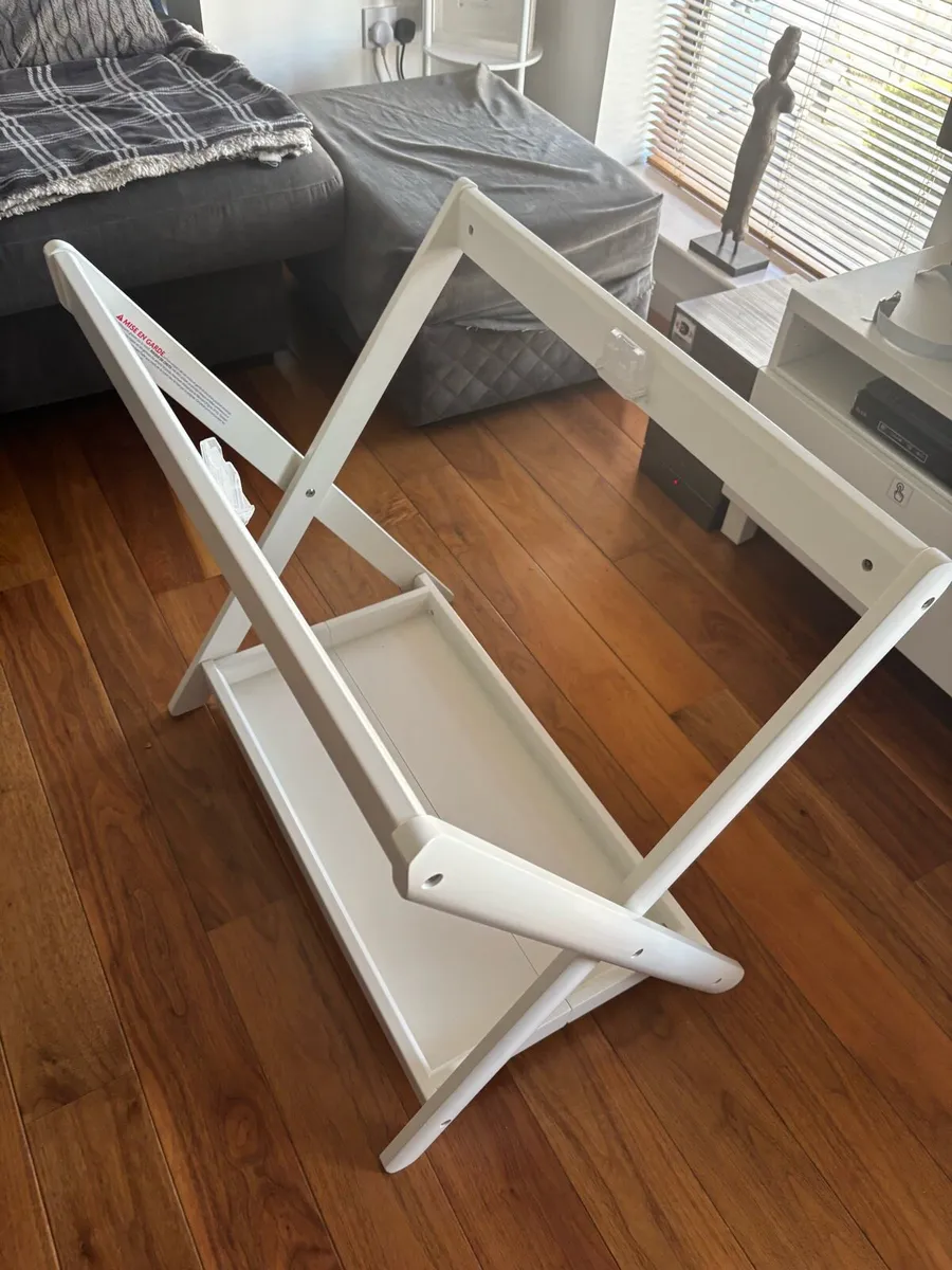 Uppababy Bassinet Stand - White - Image 1