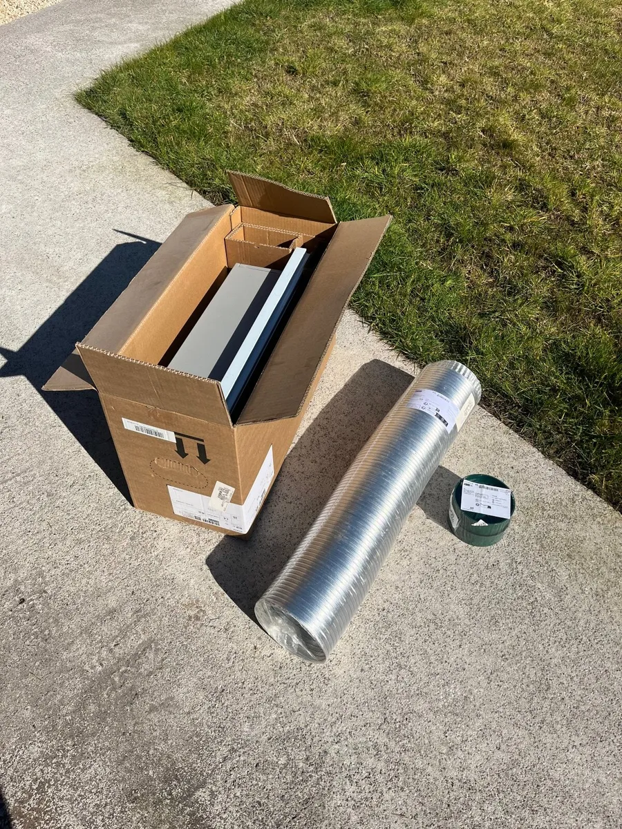 Extractor Fan and accessories - Image 2