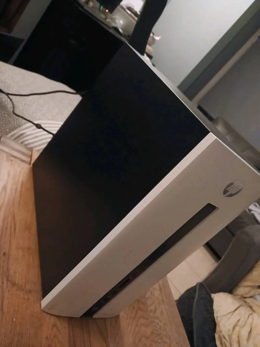 HP PC - Image 3