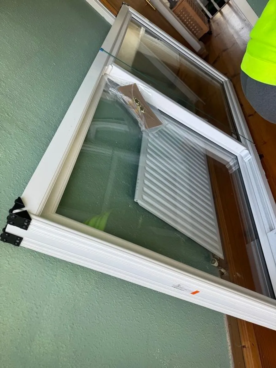 Sash window pvc - Image 1