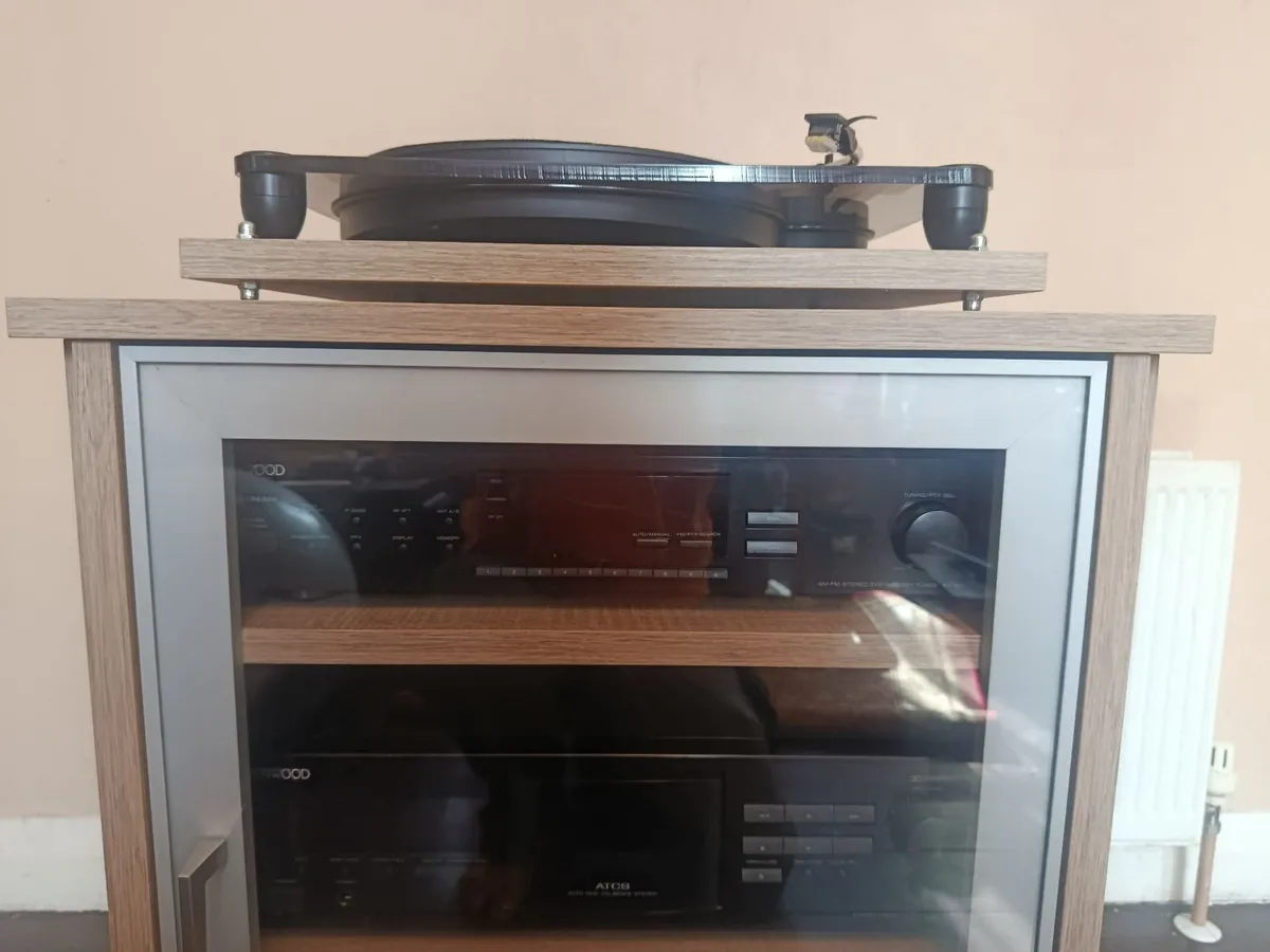 Delivery HiFi rack with LED lights - Image 4