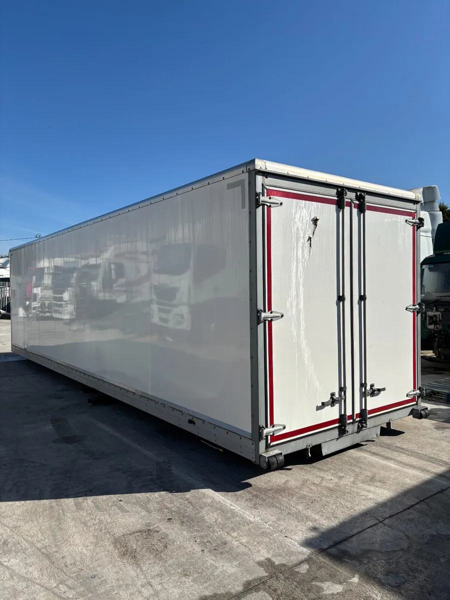 31Ft Box Body - Image 1
