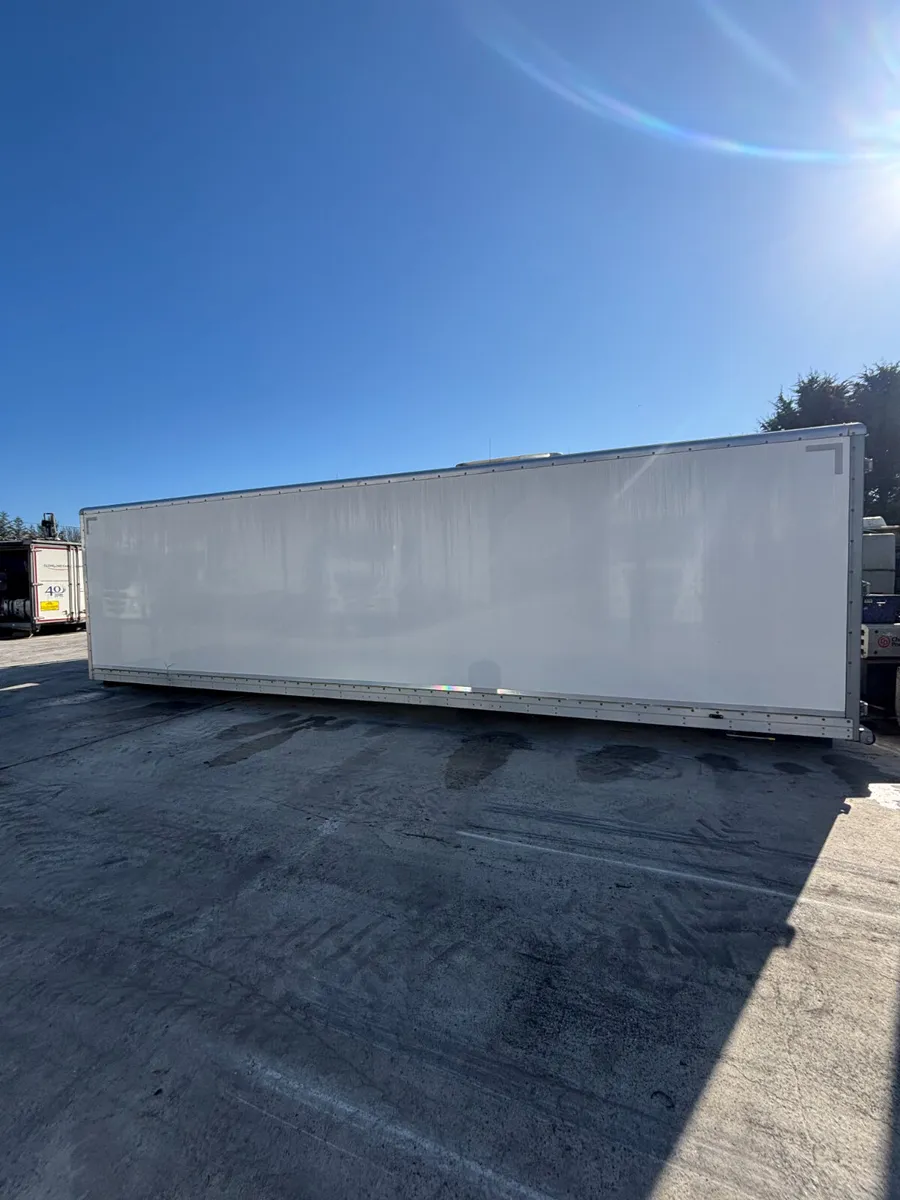 31Ft Box Body - Image 2
