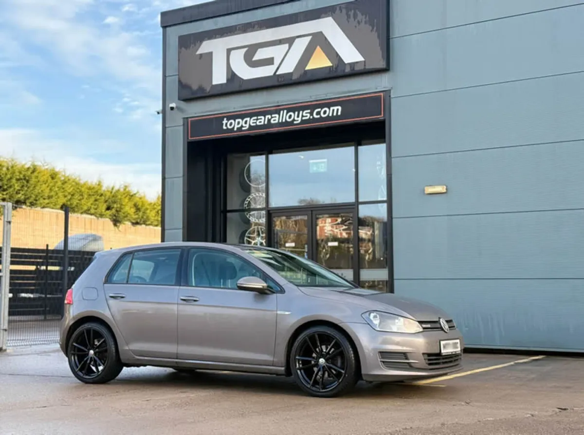 19" Pretoria Style Alloys & Tyres For Golf, Leon - Image 2