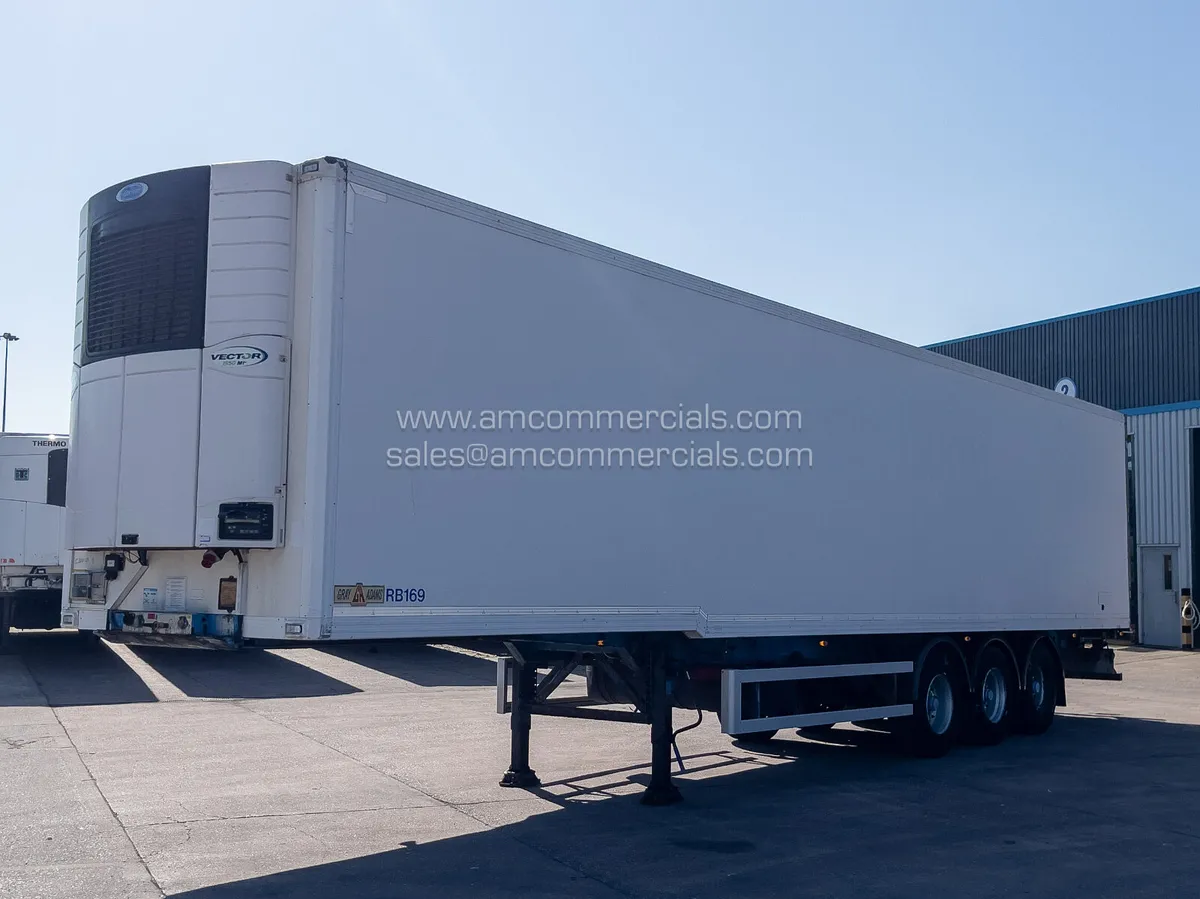 2013 GRAY & ADAMS MULTI-TEMP FRIDGE TRAILER - Image 3