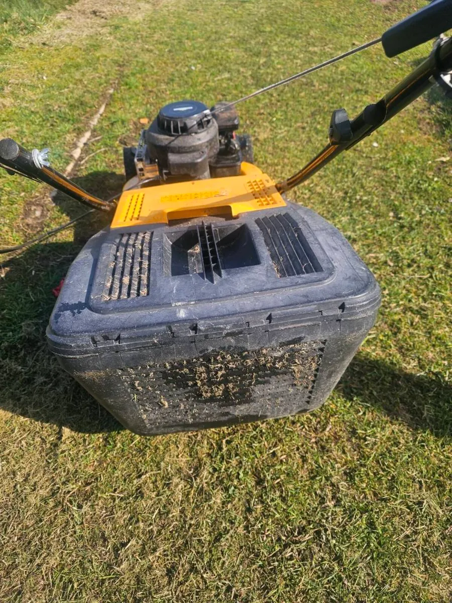 Petrol lawnmower for sale - Image 4