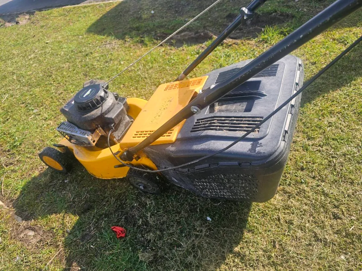Petrol lawnmower for sale - Image 1