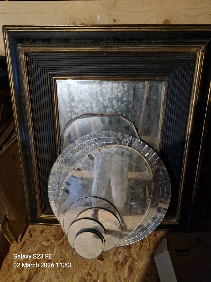 Mirrors - Image 3