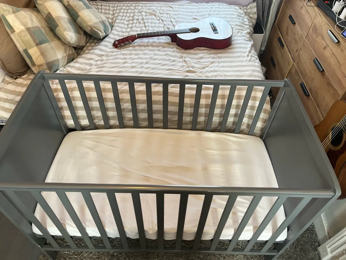Baby Elegance Elle Cot - Image 1