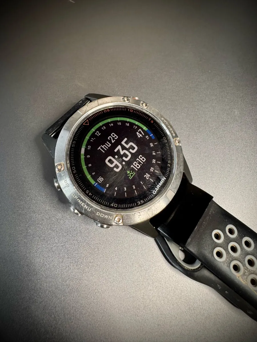 Garmin Fenix 5 Watch - Image 4