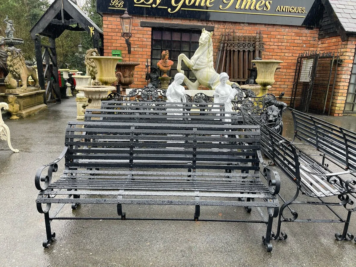 Estate style iron garden bench - Image 2