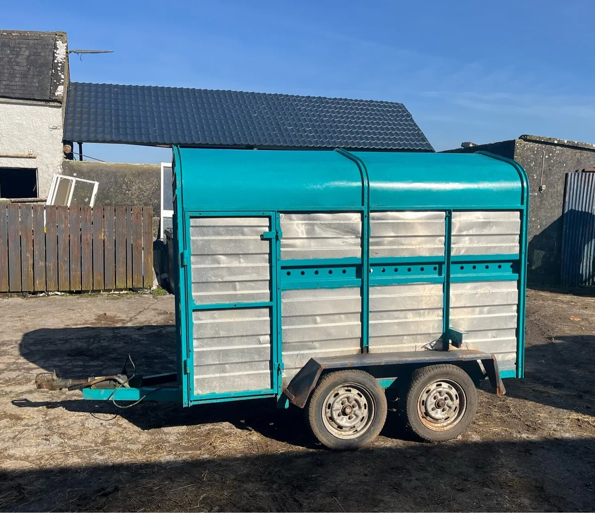 8 x 4 cattle trailer - Image 1