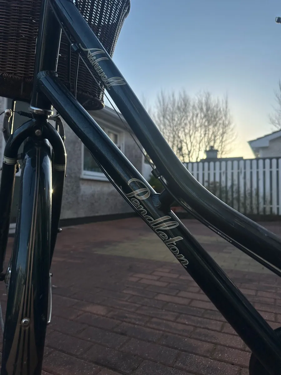 Pendleton Ladies Bike - Image 4