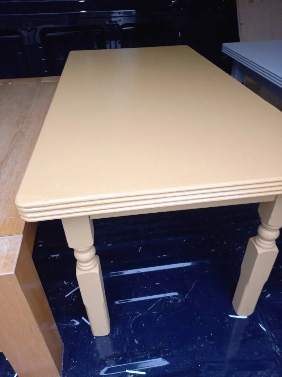 Coffee table - Image 1