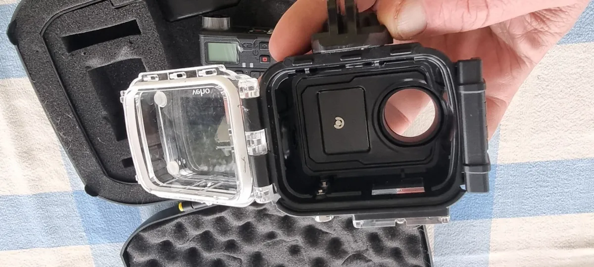 muvi action camera (waterproof) - Image 2