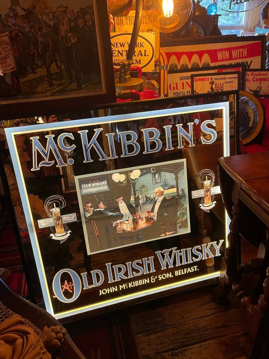 Mc kibbin,s Whisky light up box - Image 1