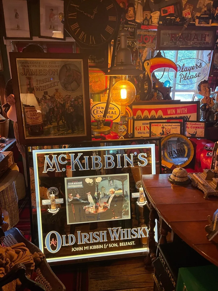 Mc kibbin,s Whisky light up box - Image 2