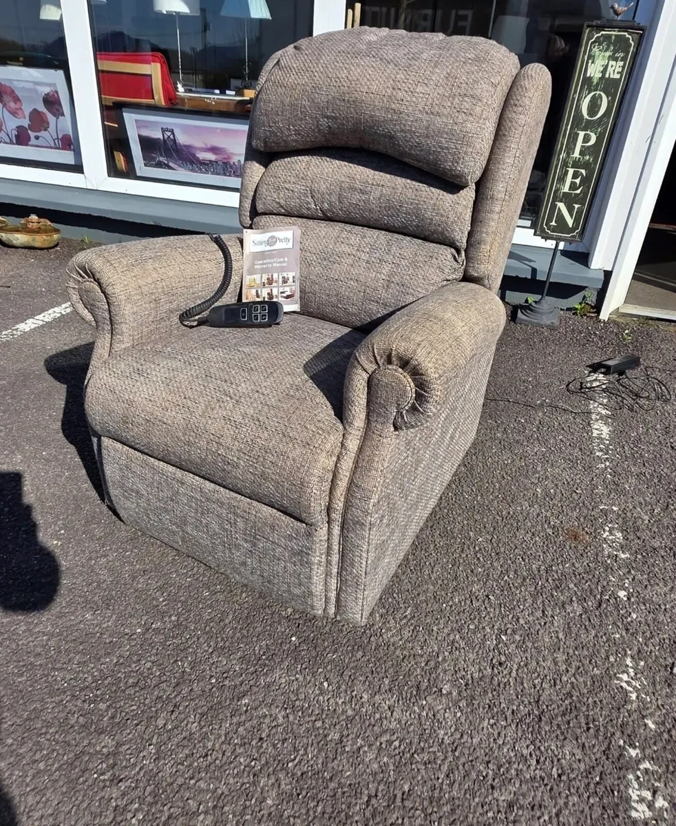 Mobility Chair - Image 3