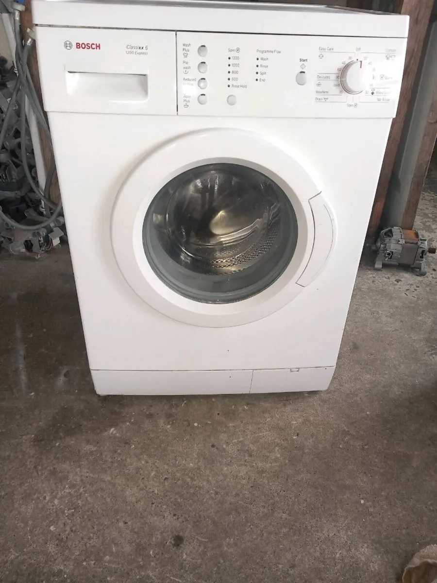 Bosch 7kg washing machine - Image 1