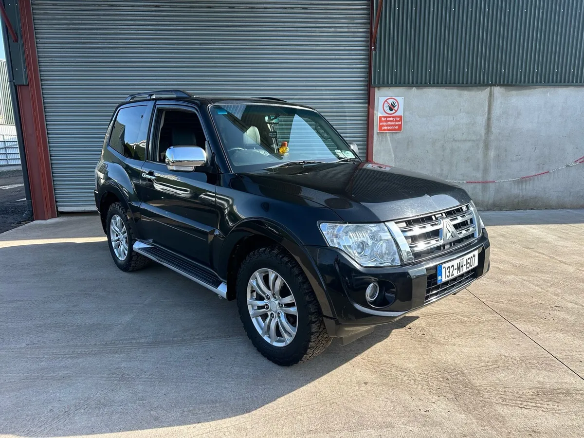 Mitsubishi Shogun. Very clean - Image 1