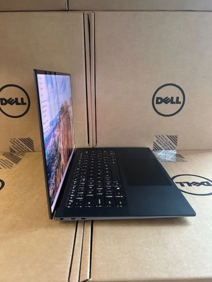 Dell Precision/5570/12th G/ i7/ 32GB/RTX A2000 Gra - Image 4