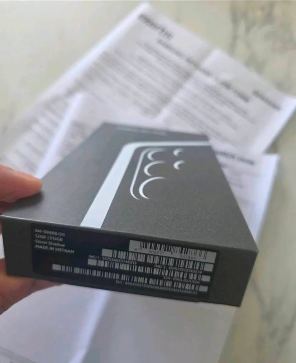 Samsung Galaxy s26 ultra 256GB unlocked - Image 2