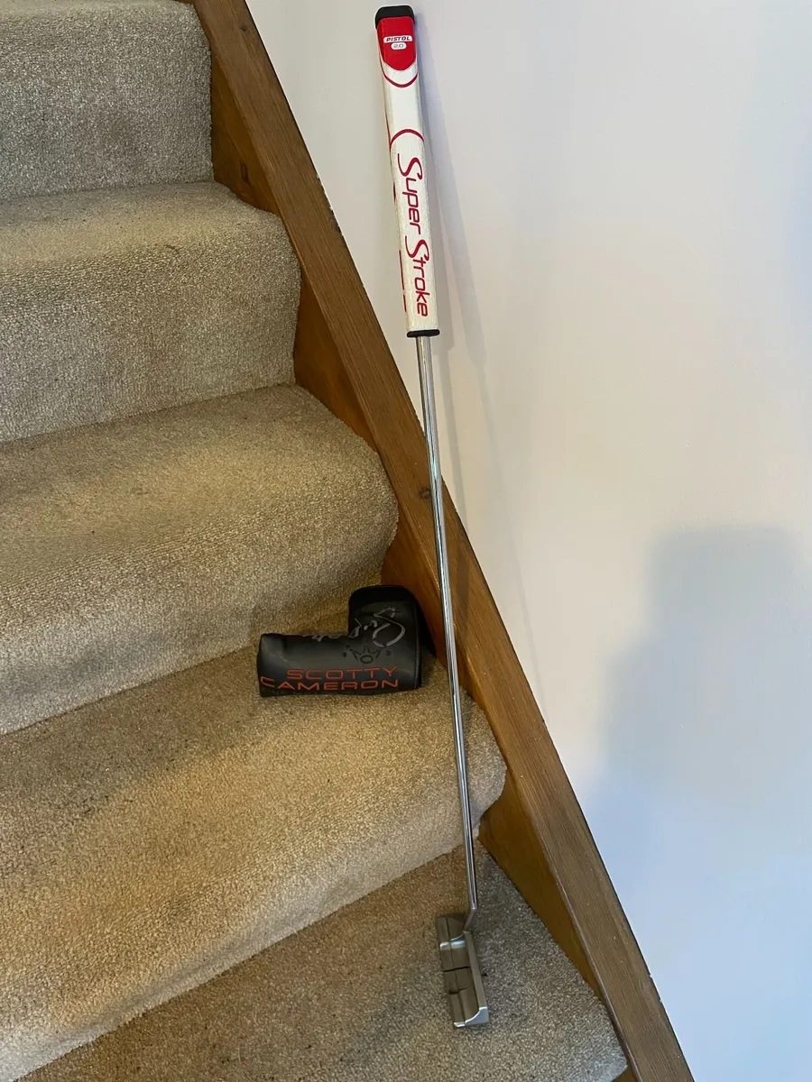 Scotty Cameron Super Select Newport 2.5+ 35"Putter - Image 4