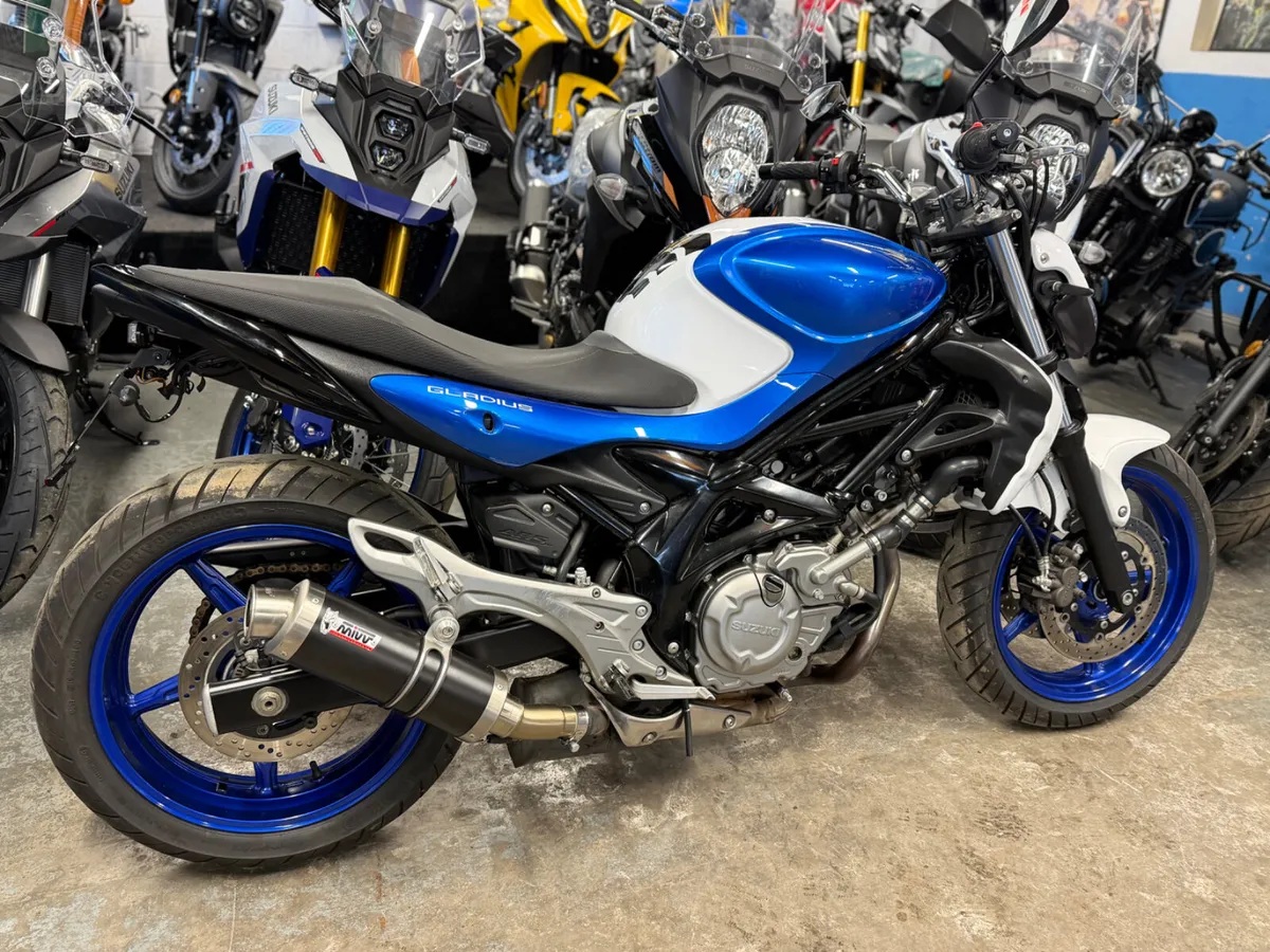 2014 Suzuki Gladius 650. - Image 2