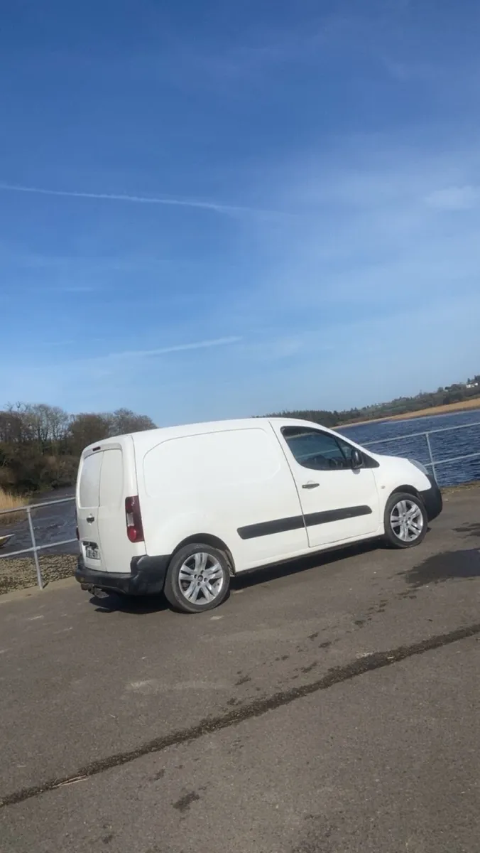 Citroen Berlingo 2016 - Image 2