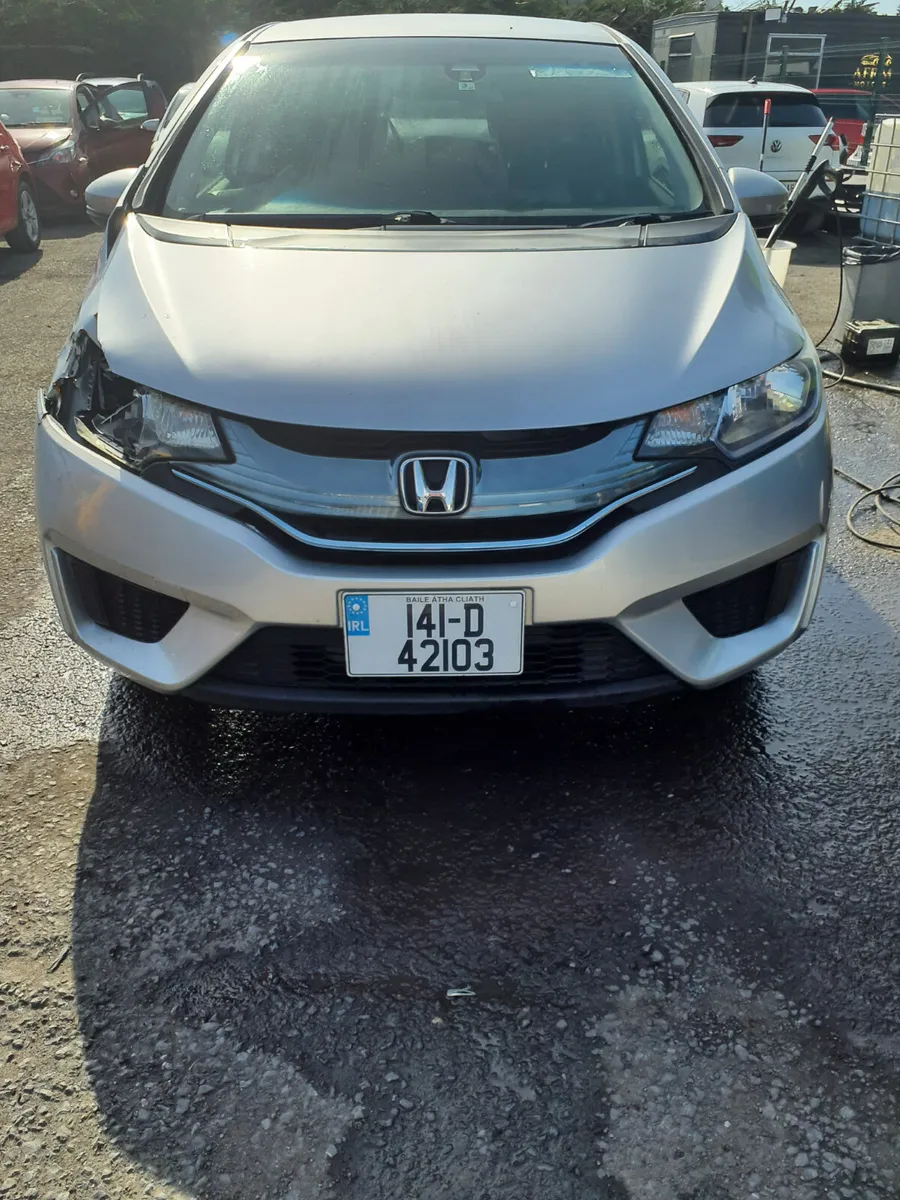 Honda Fit 2014 hybrid 2014 - Image 1