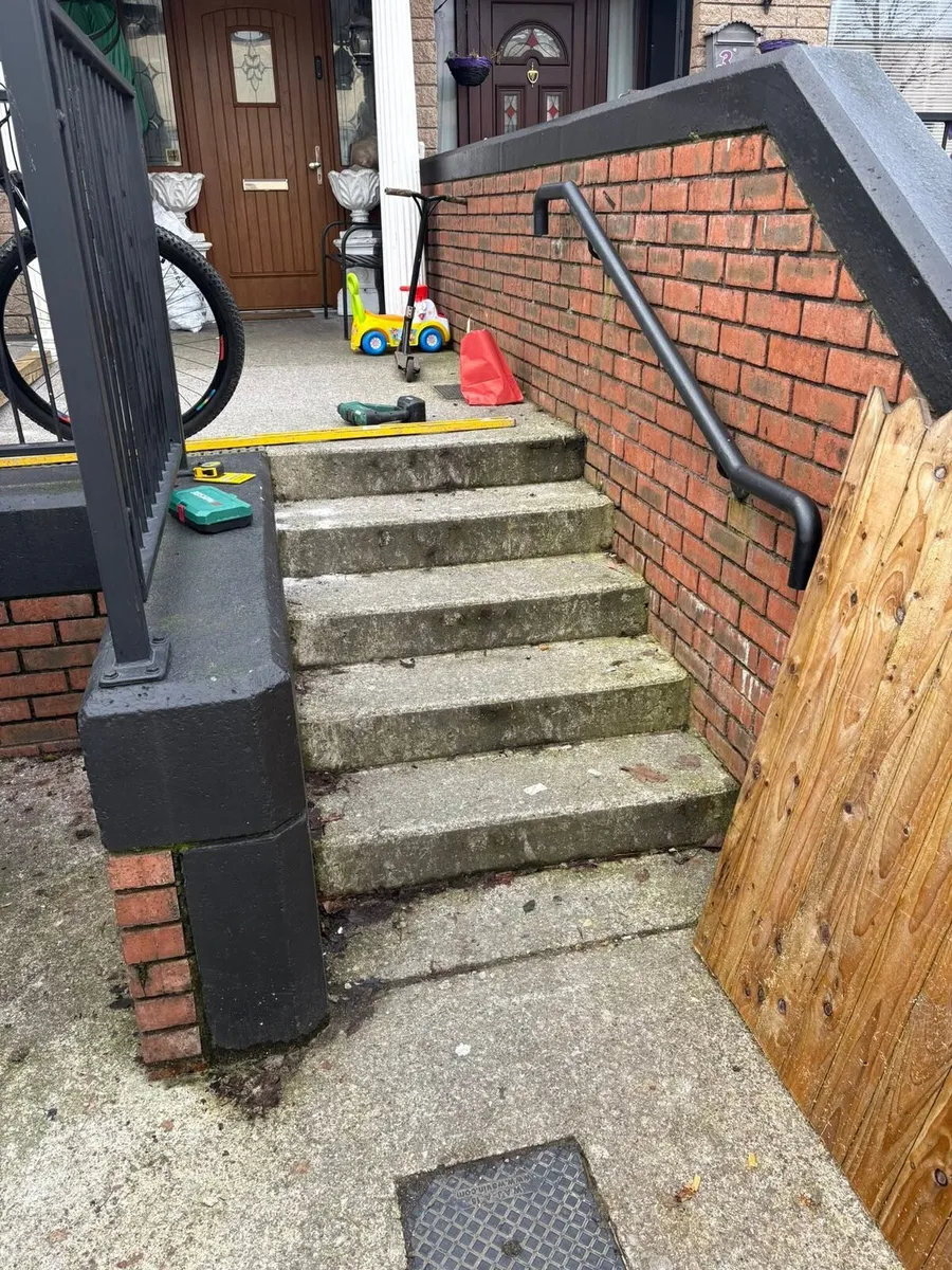 Timber Gates supply and fitted reasonable prices - Image 2