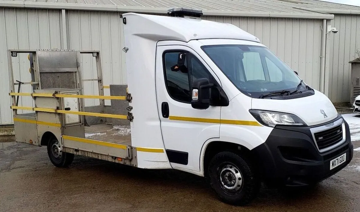 2022 Peugeot Boxer Dropside Van