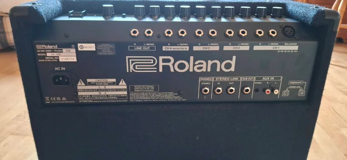 Roland KC-400 amp - Image 4