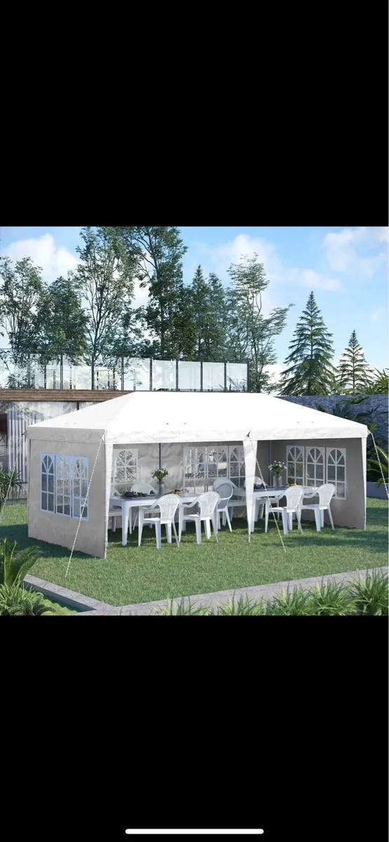 Marquee wedding - Image 1