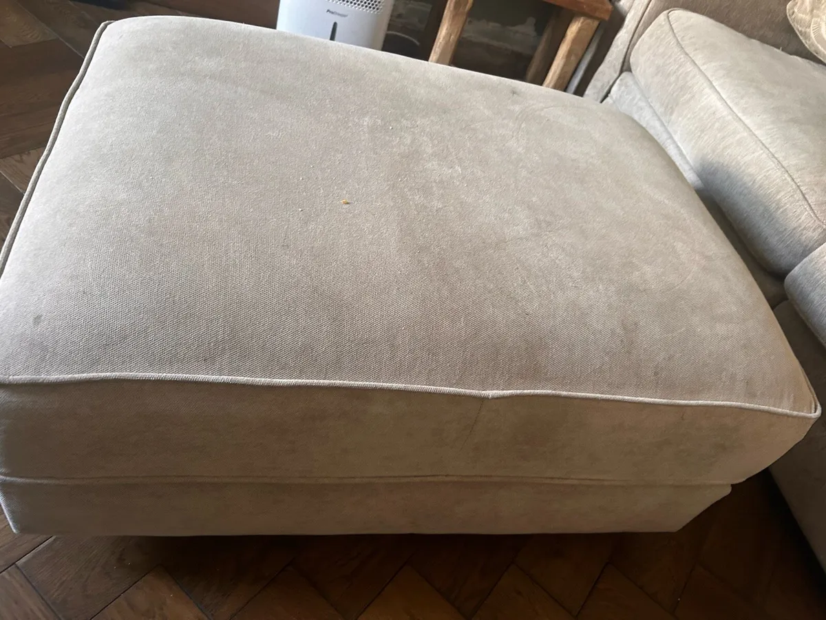 Sofa - Image 4