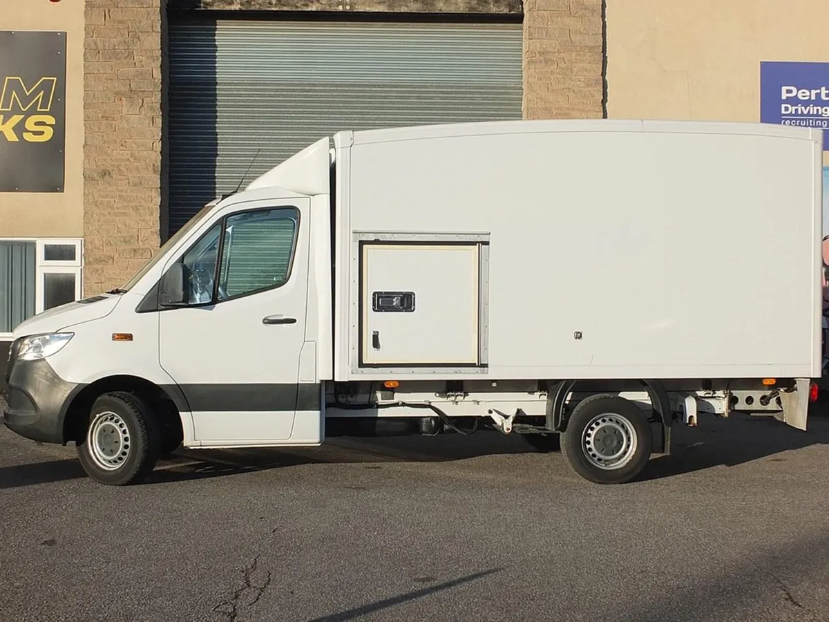 2019 Mercedes-Benz Sprinter Refrigerated Van - Image 3