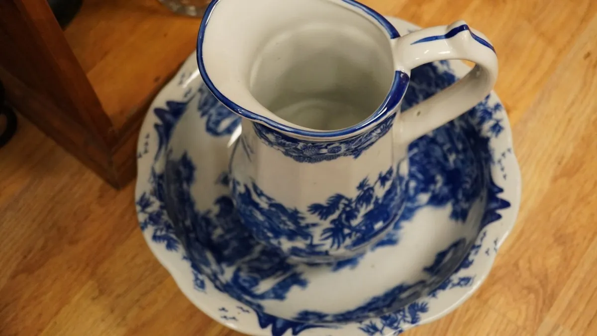 Vintage Jug & Basin Set - Image 3